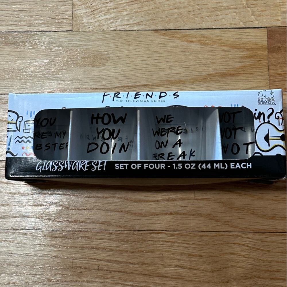 FRIENDS Shot Glass Set